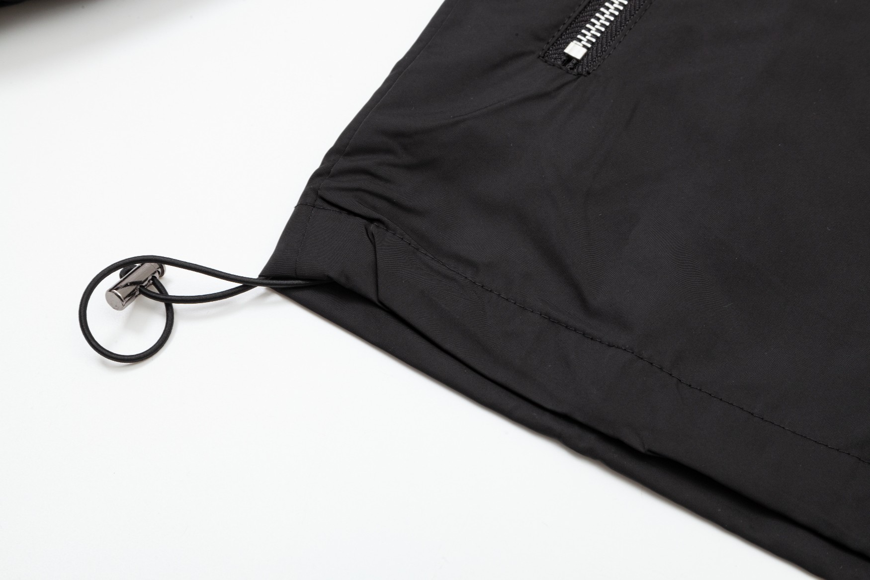 【LOUIS VUITTON  公式旗艦店】ルイヴィトン  ジャケット着 好評に付き再入荷 240826