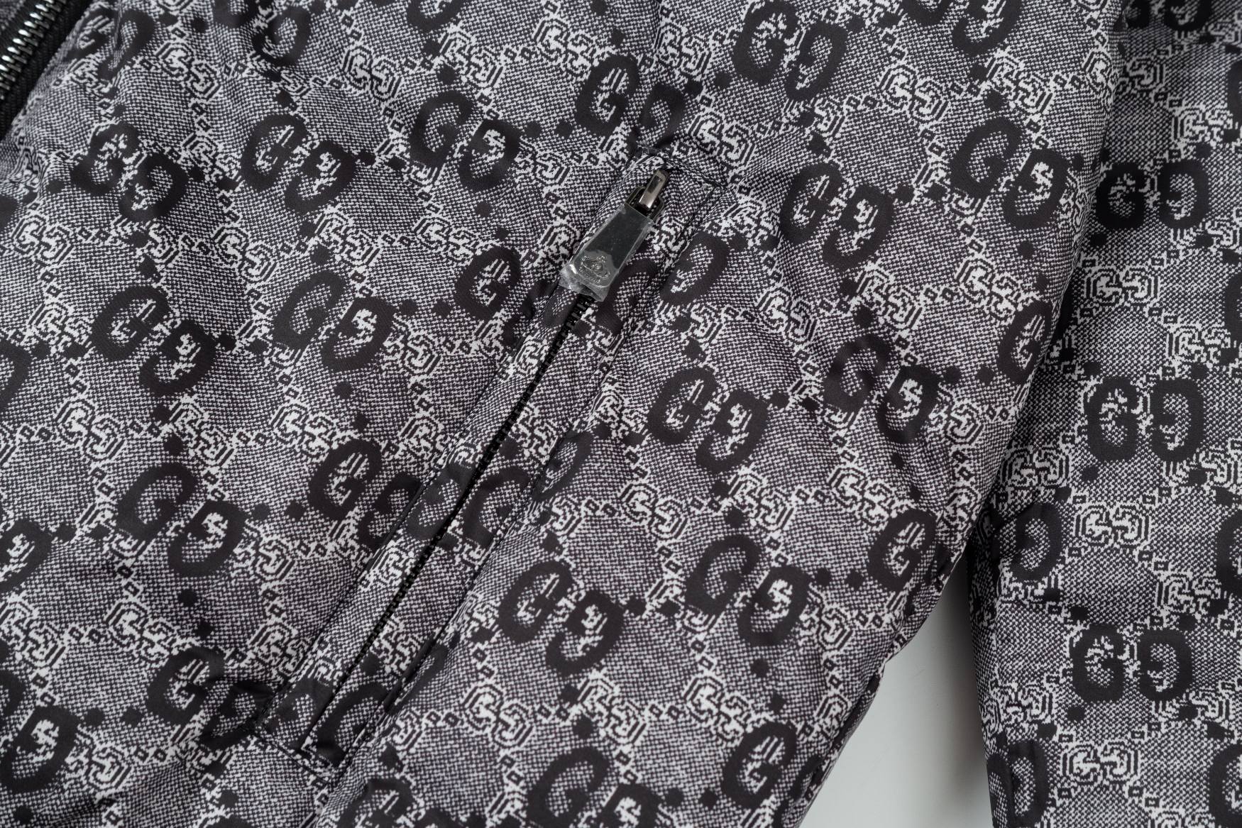 【GUCCI  公式旗艦店】グッチ   ダウンジャケット ご好評に付き再入荷！240927