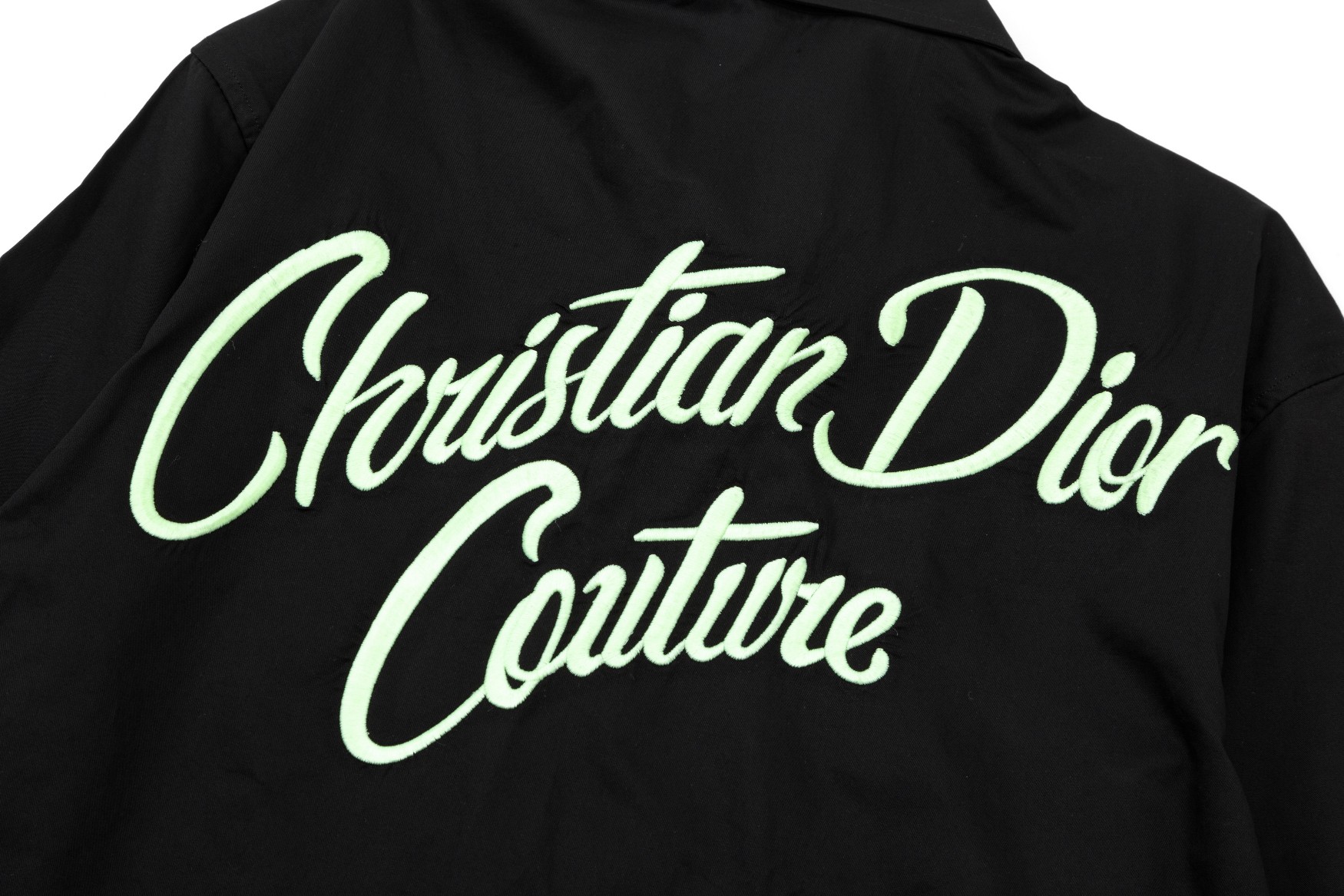 【DIOR  公式旗艦店】ディオール  シャツ  ご好評に付き再入荷 240831