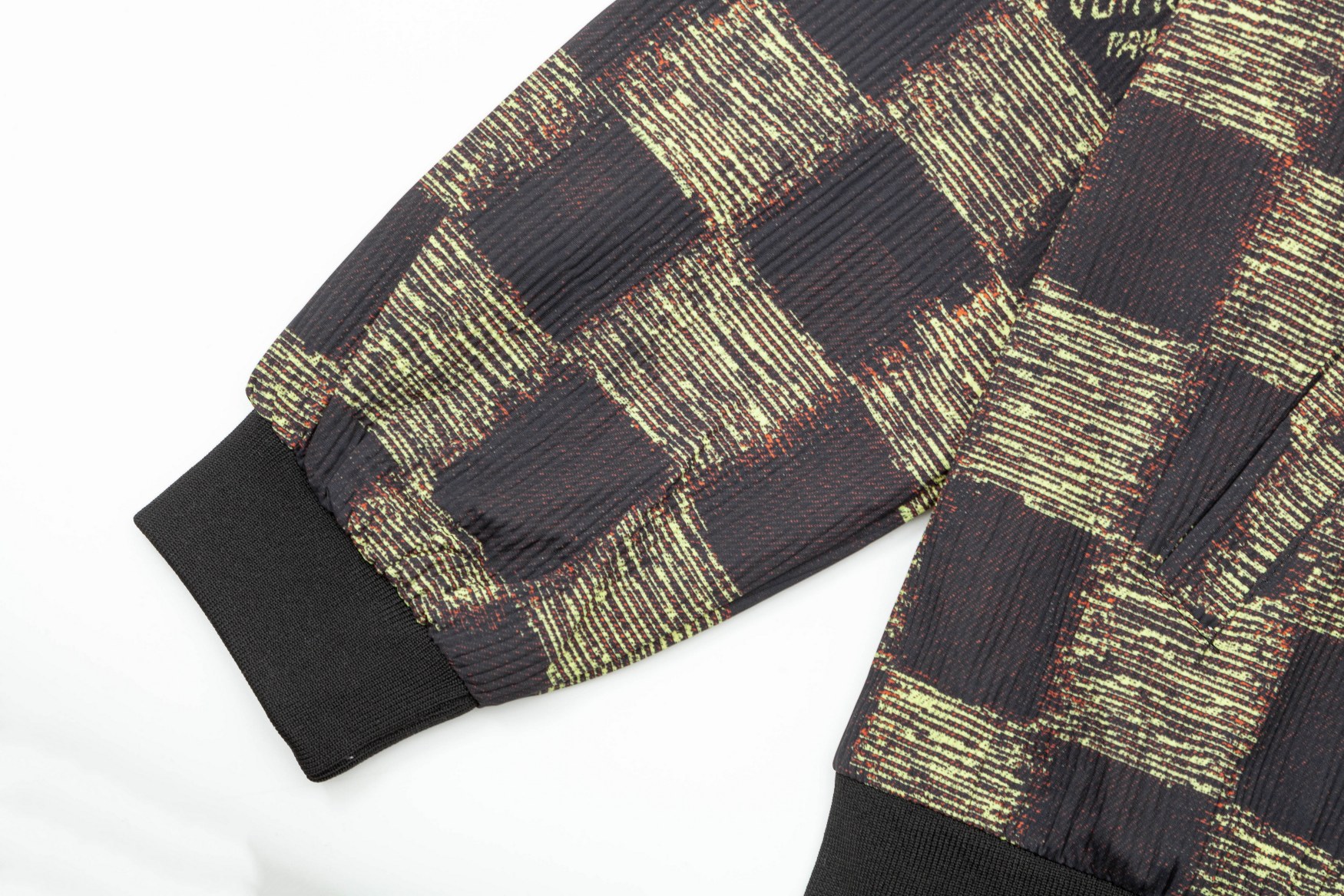 【LOUIS VUITTON】ルイヴィトン  ジャケット着 ご好評に付き再入荷！240920