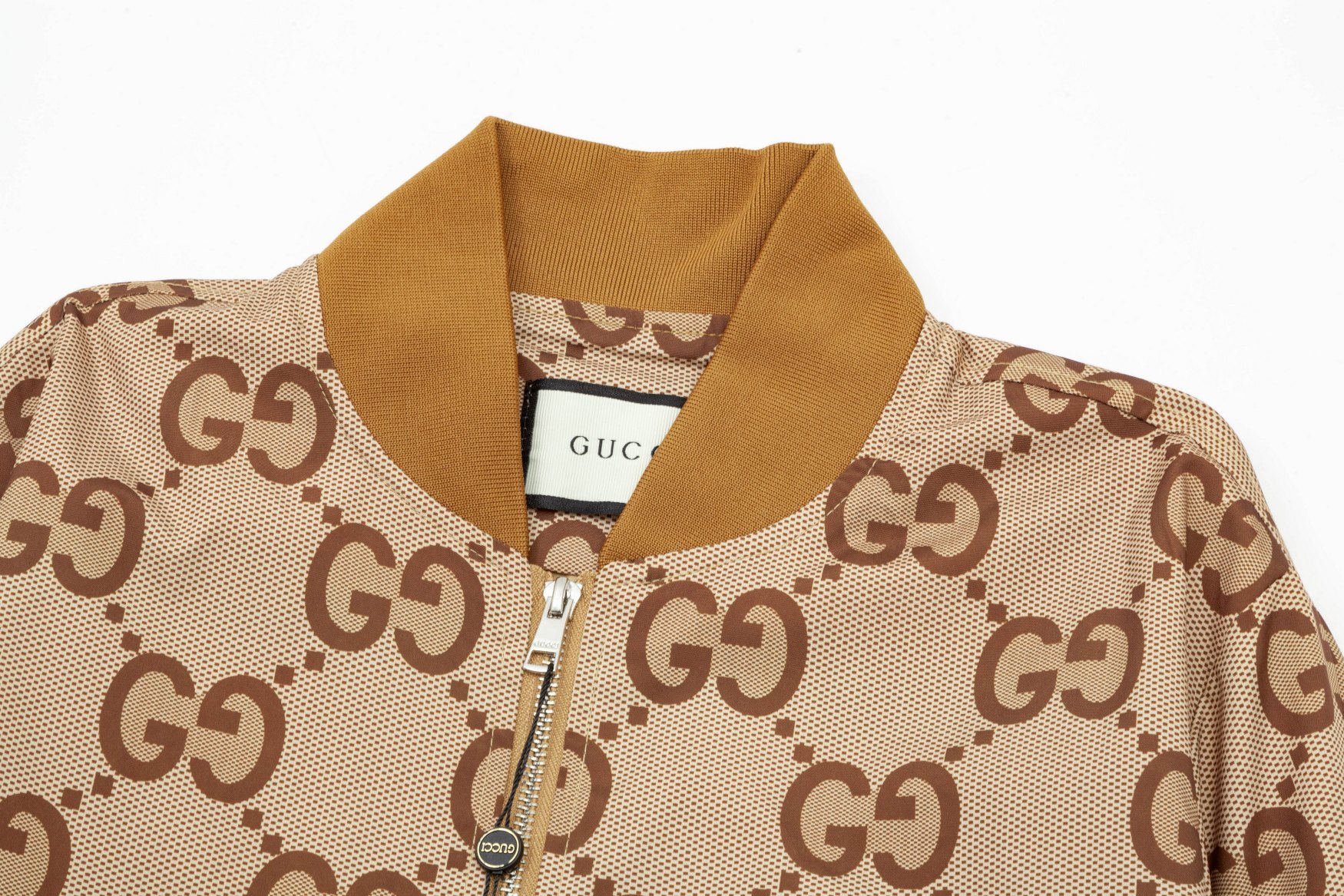 【GUCCI】グッチ ジャケット着  ご好評に付き再入荷！240921