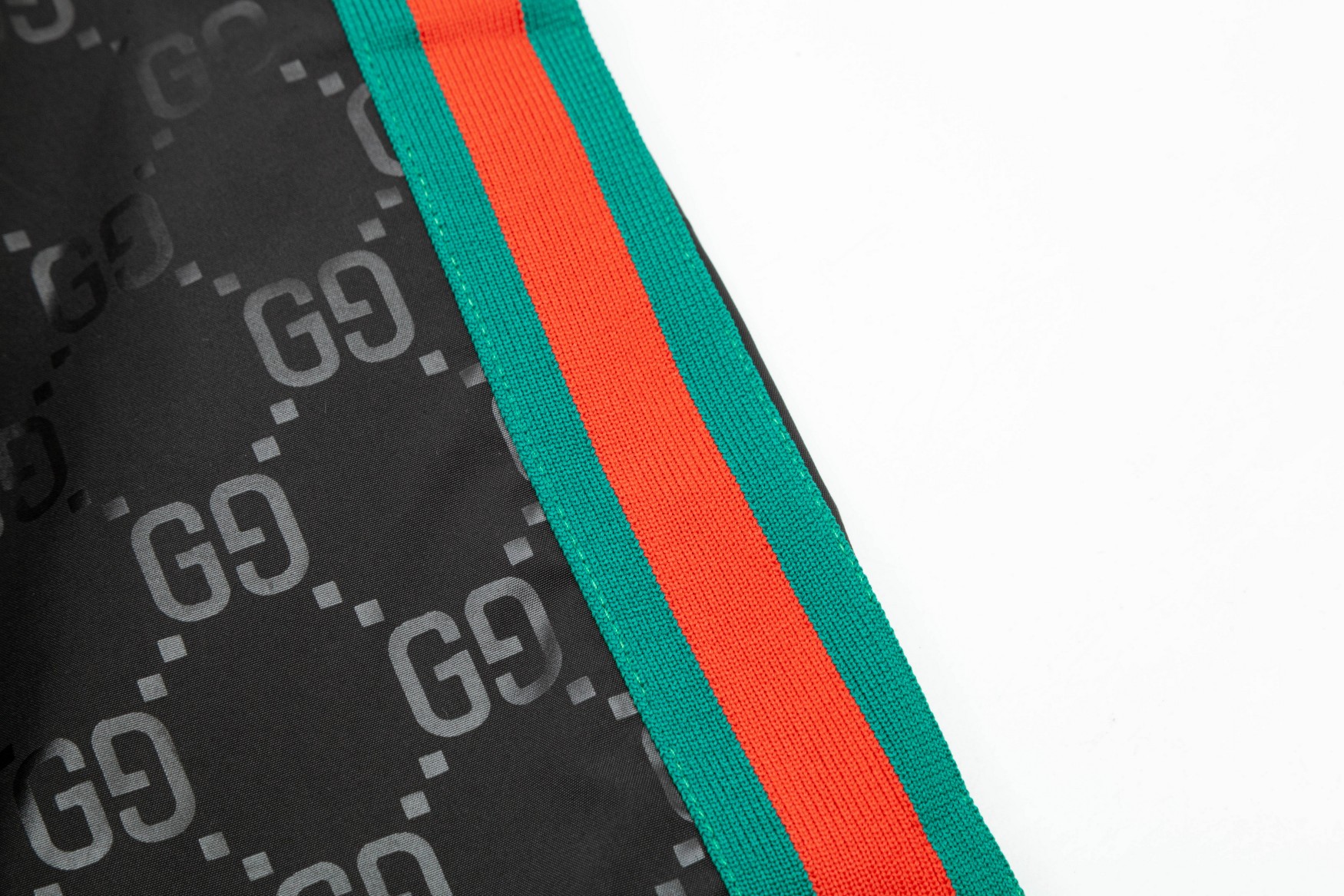 【GUCCI】グッチ ジャケット着  ご好評に付き再入荷！240921