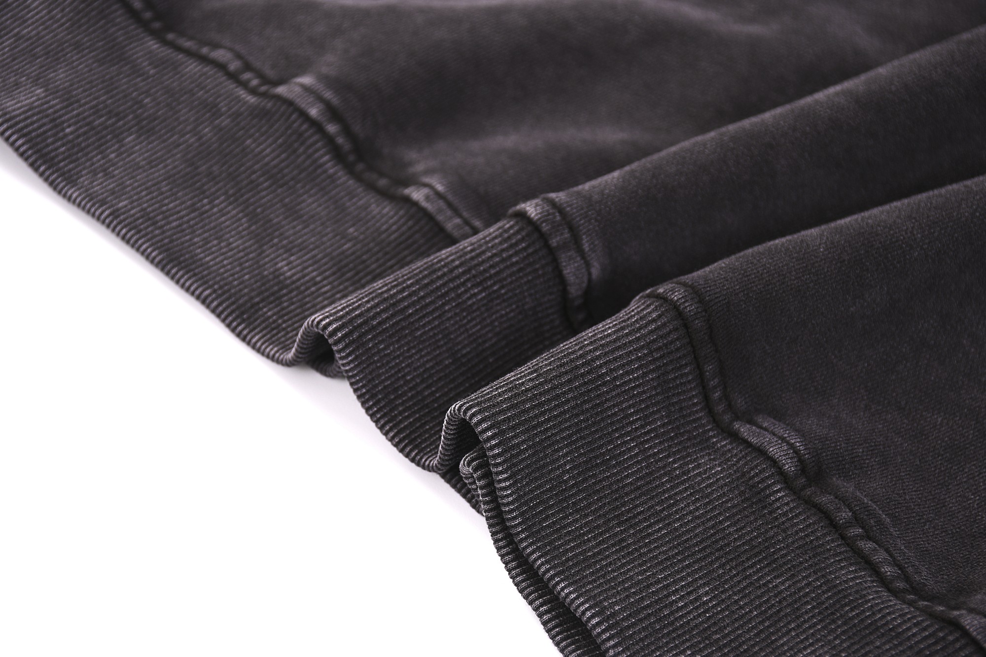 【LOUIS VUITTON  公式旗艦店】ルイヴィトン 丸首の衛衣 スウェット ご好評に付き再入荷！ 241121