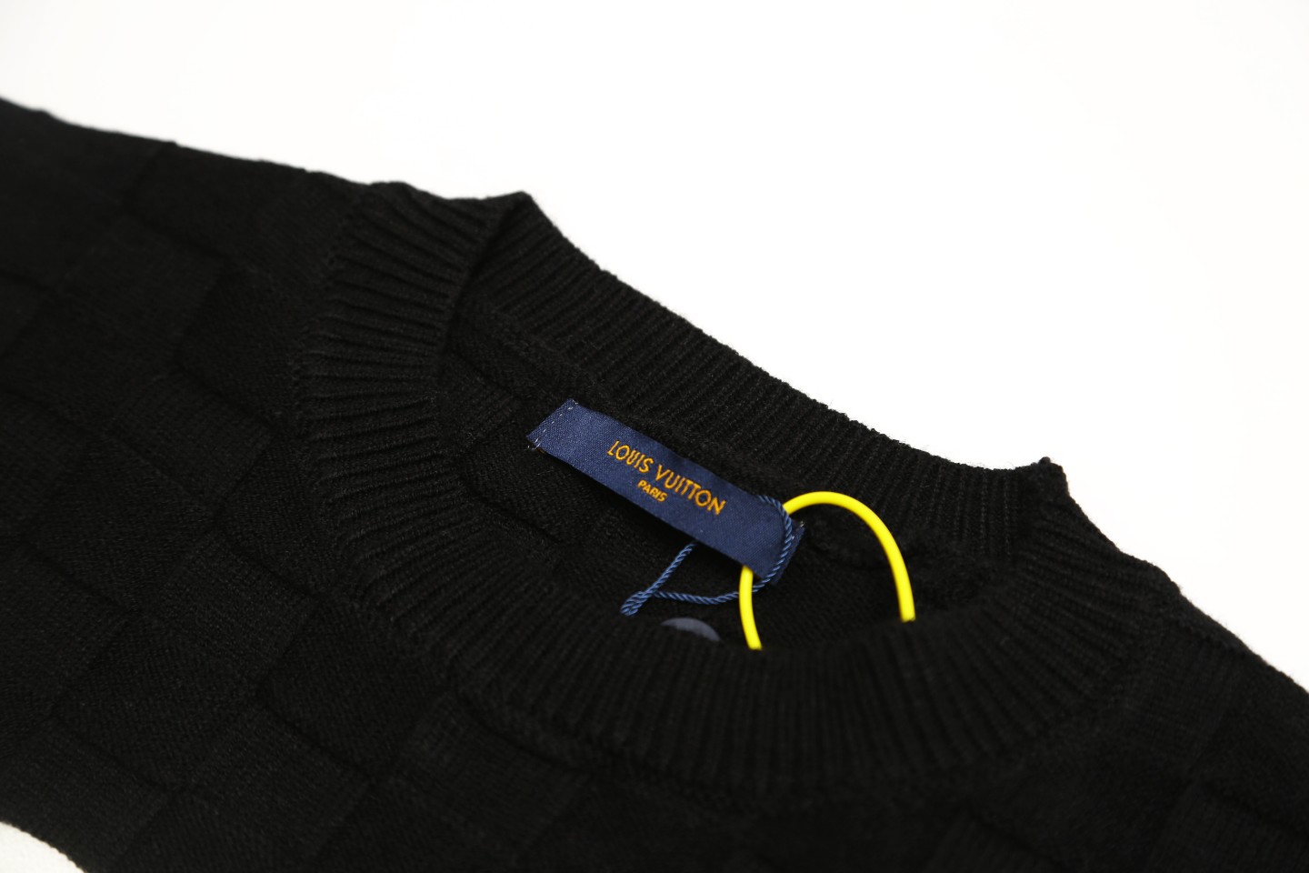 【LOUIS VUITTON 公式旗艦店】ルイヴィトン  セーター好評に付き再入荷！ 240927