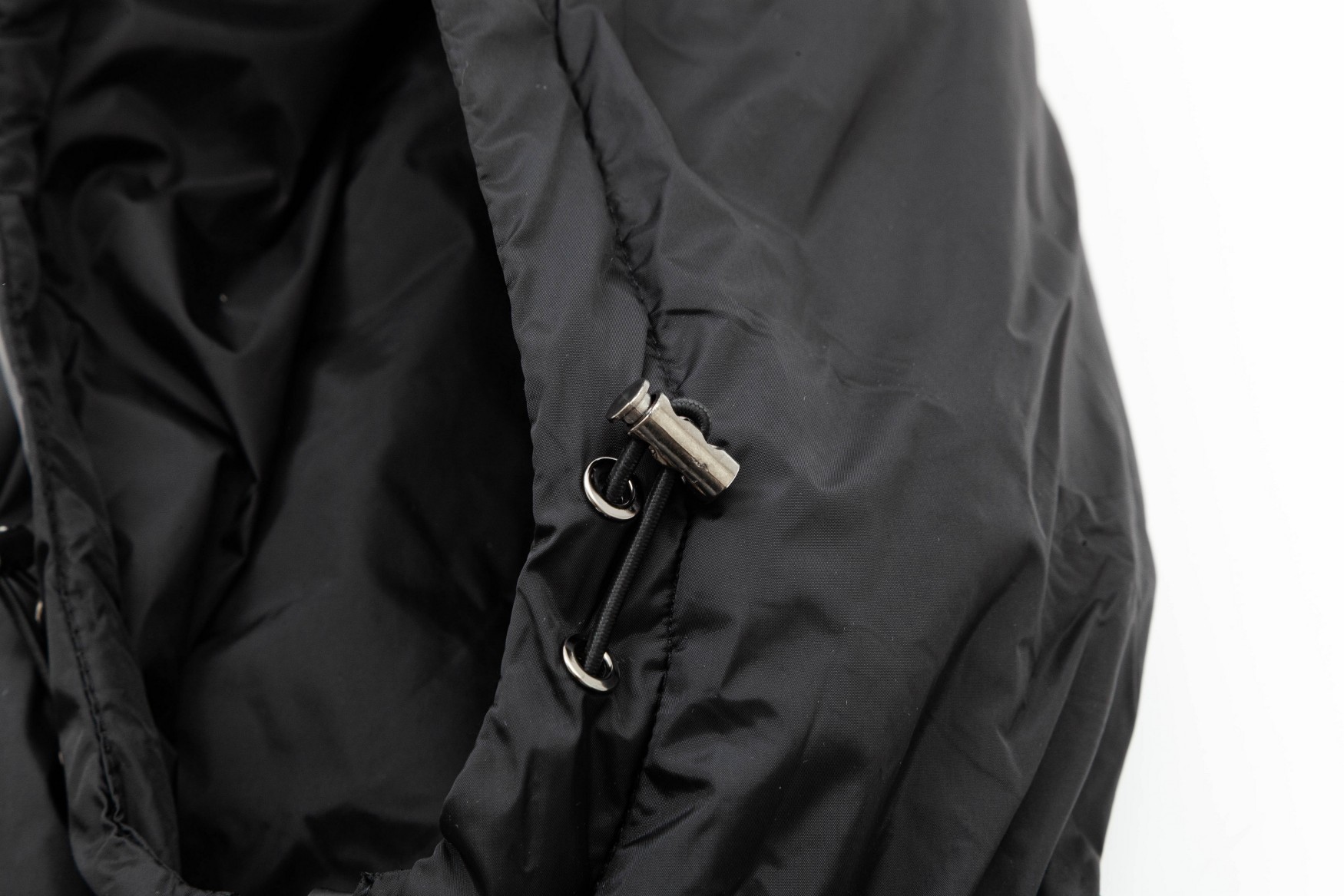 【Moncler日本公式許可旗艦店】（モンクレール）ジャケット着 ご好評に付き再入荷！！【男女兼用】 240920