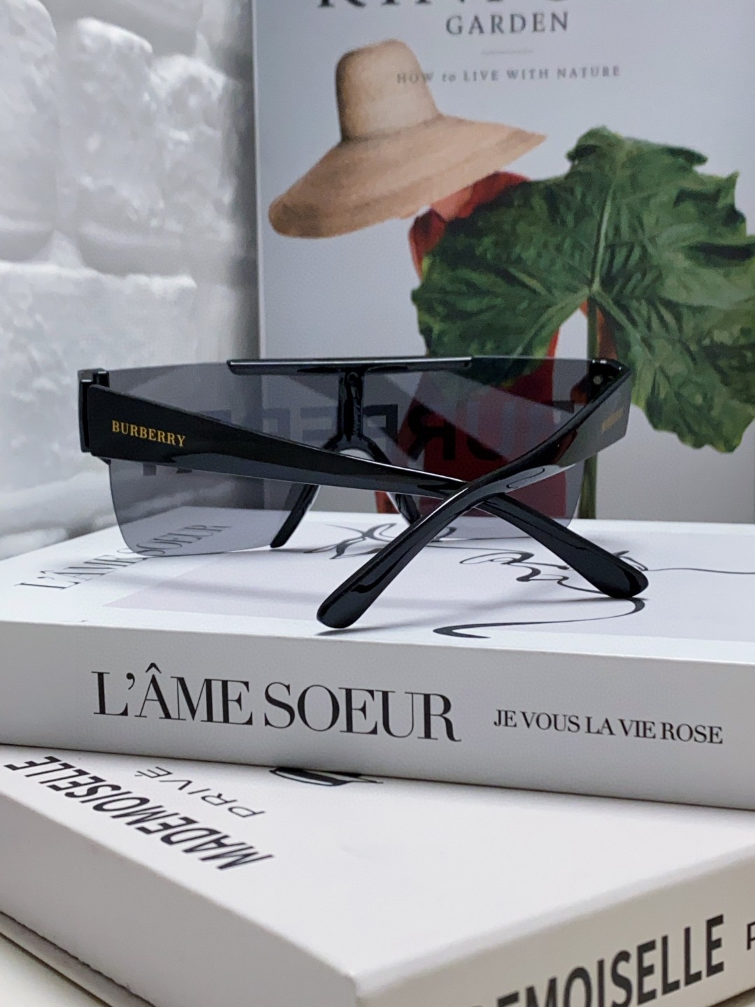 BURBERRY(バーバリー) サングラス  241014