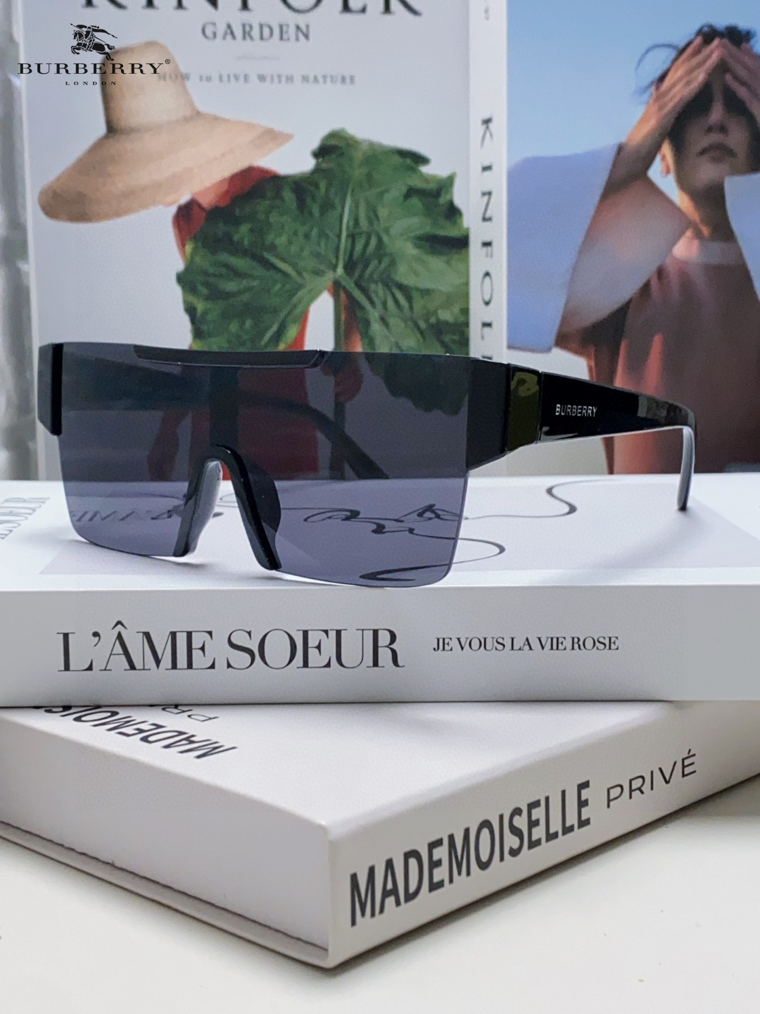 BURBERRY(バーバリー) サングラス  241014
