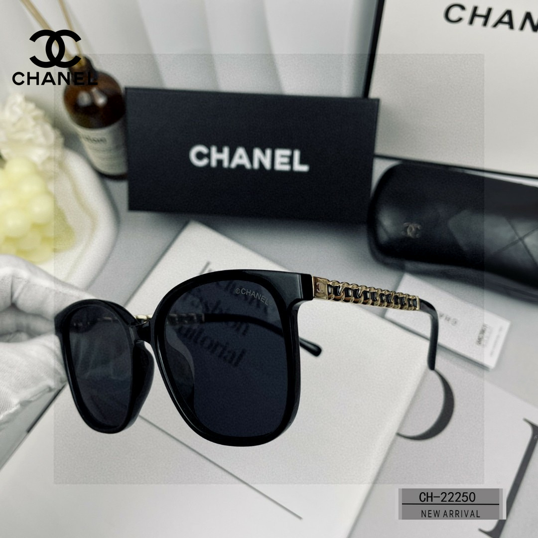 CHANEL( シャネル) サングラス 241012