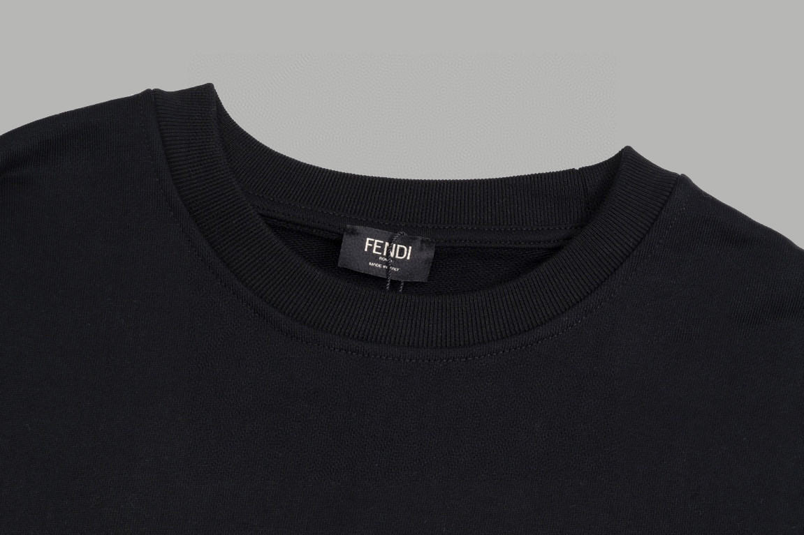 【FENDI 公式旗艦店】フェンディ 丸首の衛衣  スウェットご好評に付き再入荷   241114