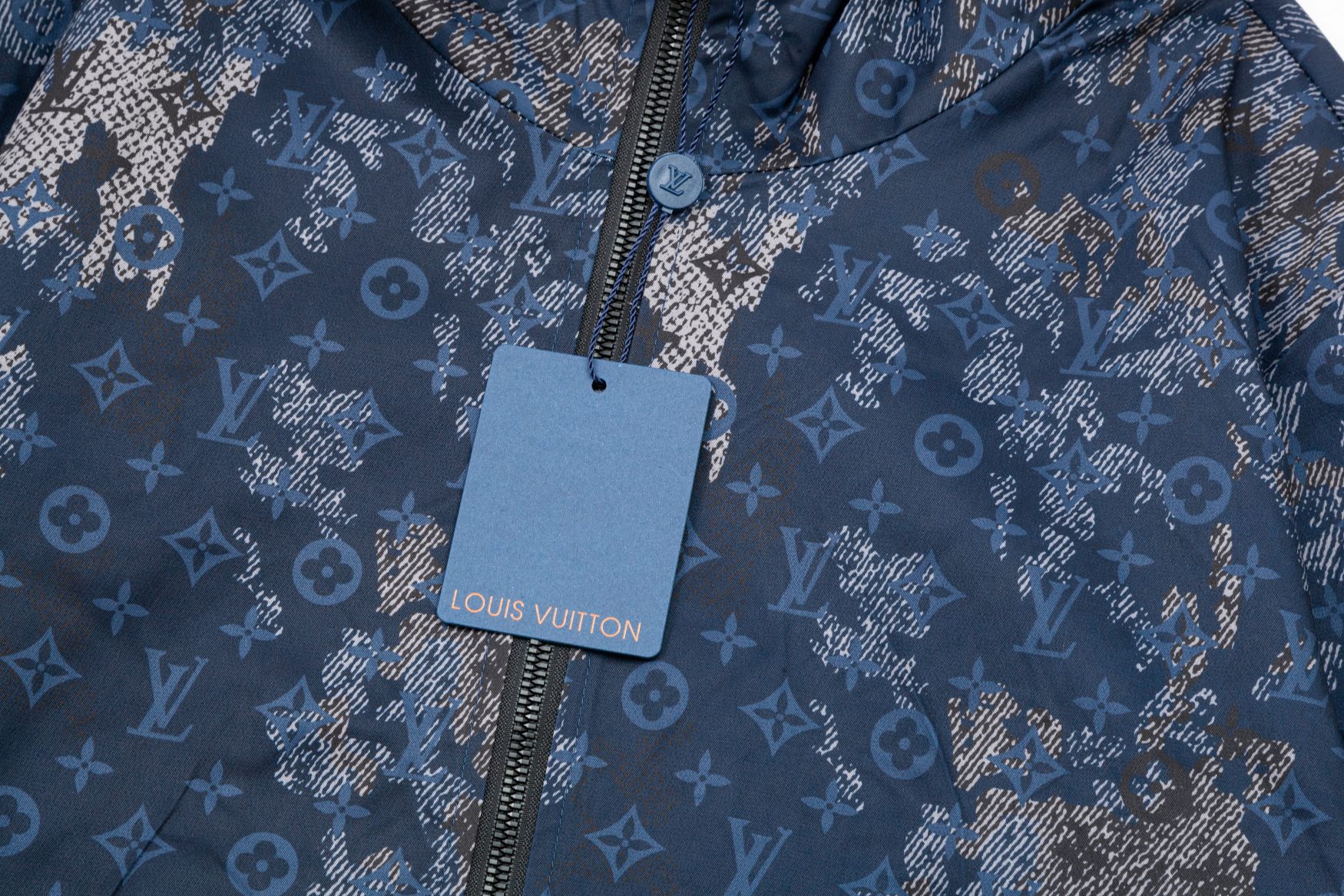 【LOUIS VUITTON】ルイヴィトン   ジャケット着ご好評に付き再入荷！240926