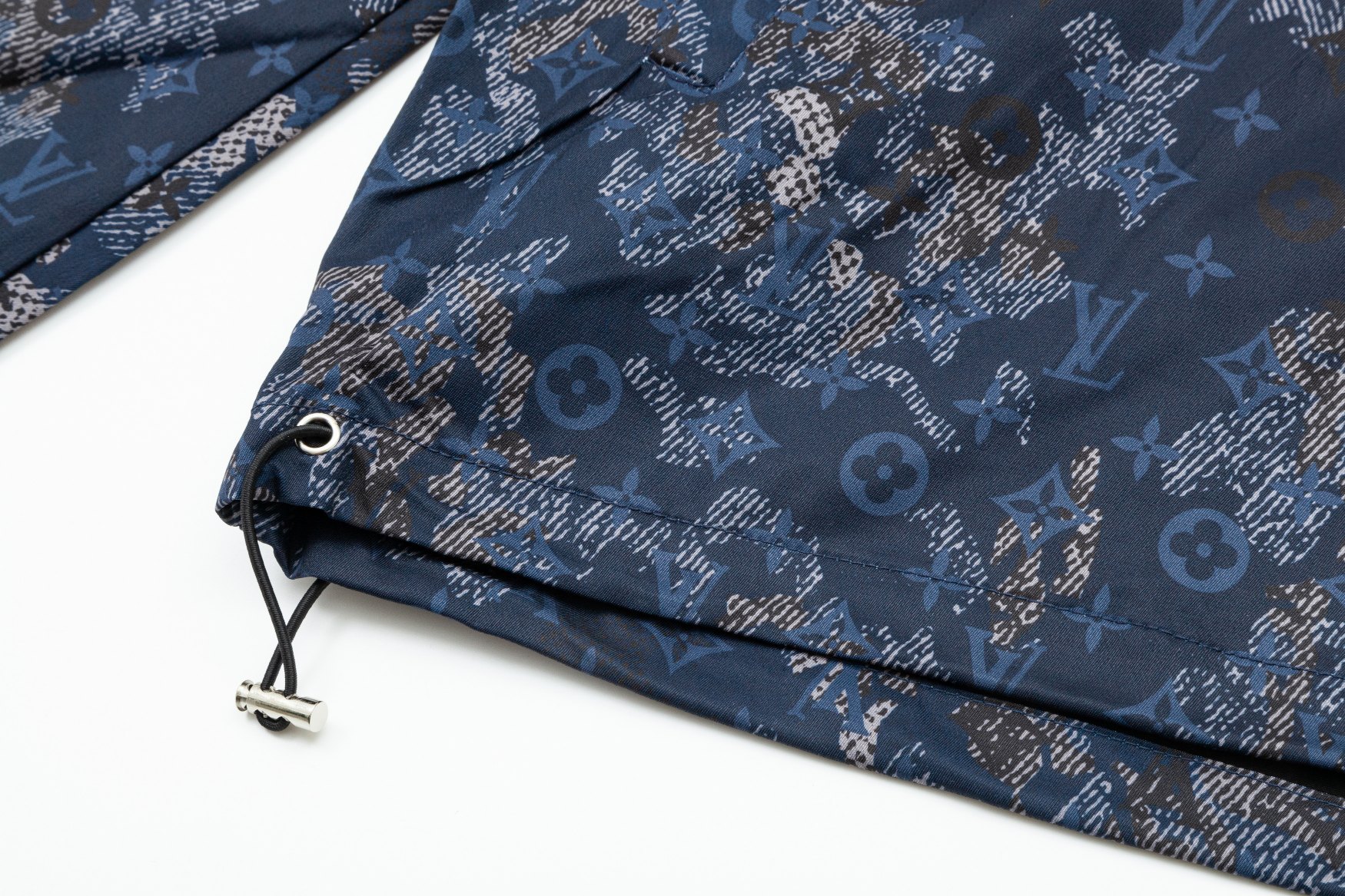 【LOUIS VUITTON】ルイヴィトン   ジャケット着ご好評に付き再入荷！240926