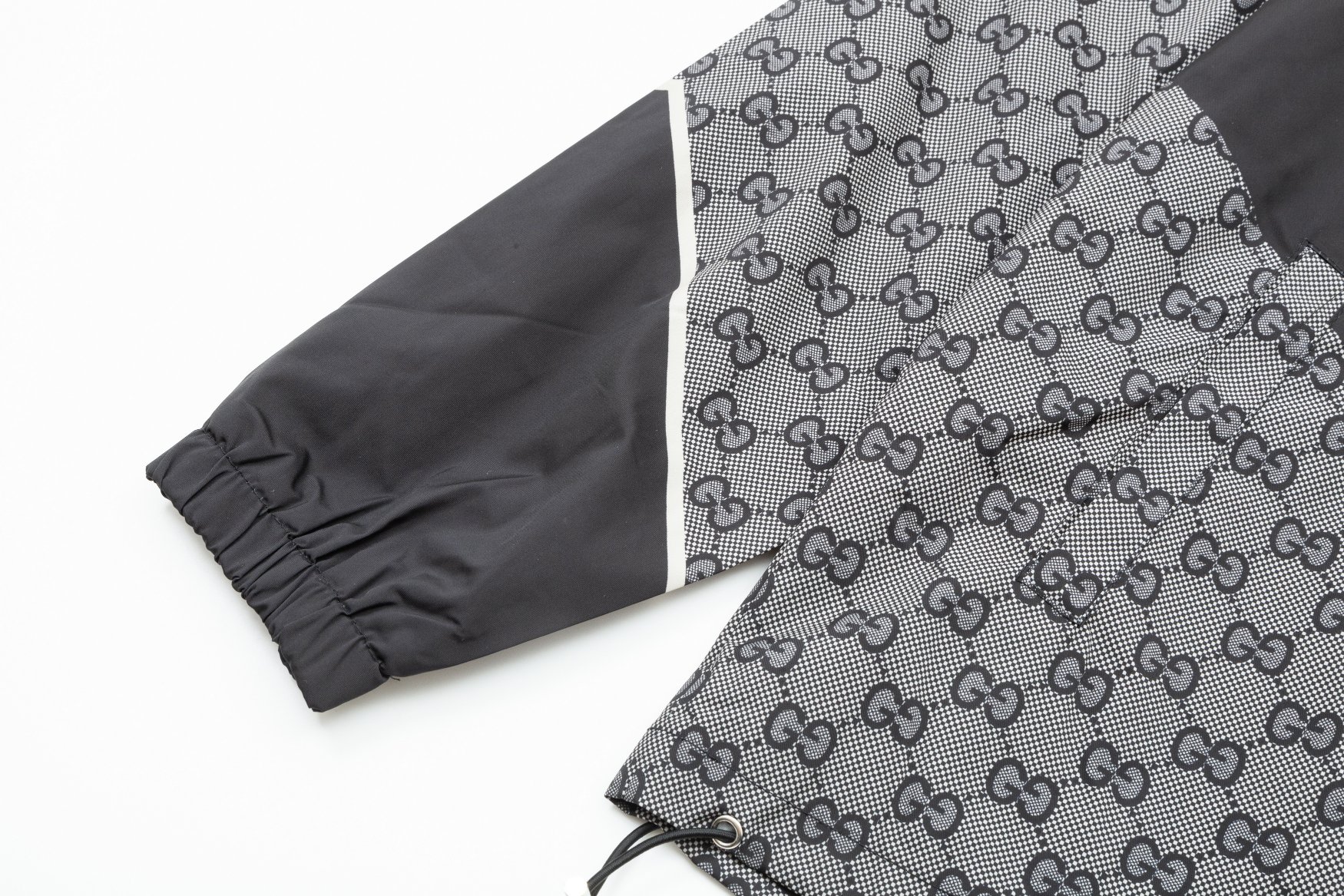 【GUCCI】グッチ   ジャケット着ご好評に付き再入荷！240926