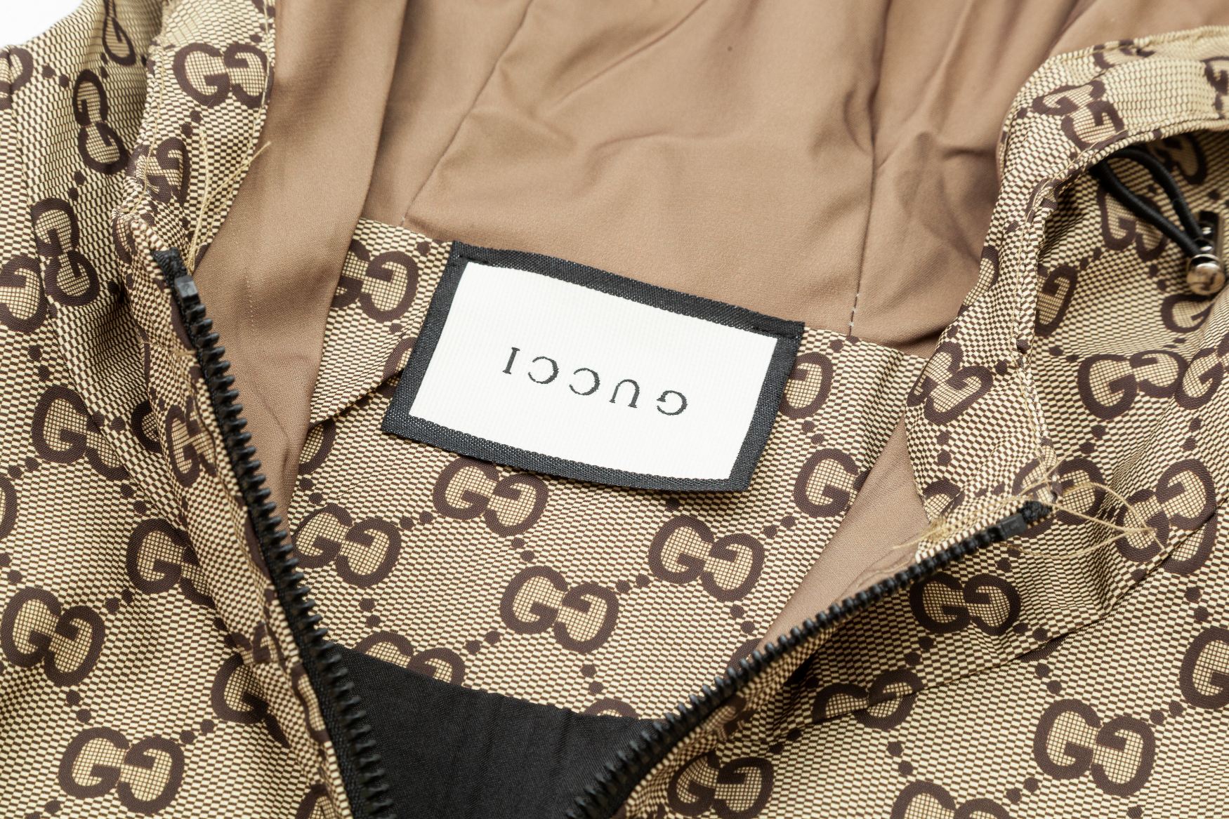 【GUCCI】グッチ   ジャケット着ご好評に付き再入荷！240926