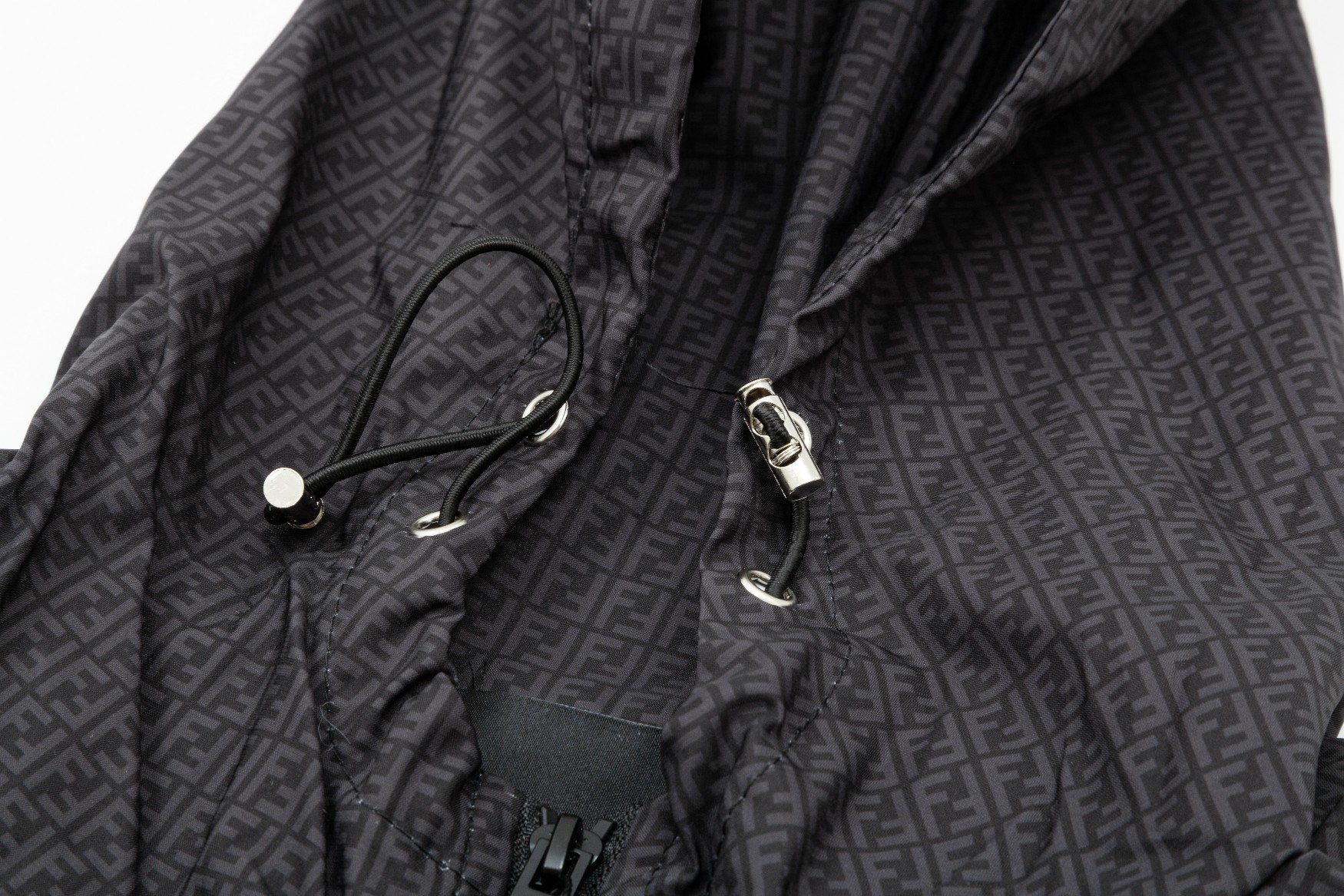 【FENDI】フェンディ  ジャケット着ご好評に付き再入荷！240926