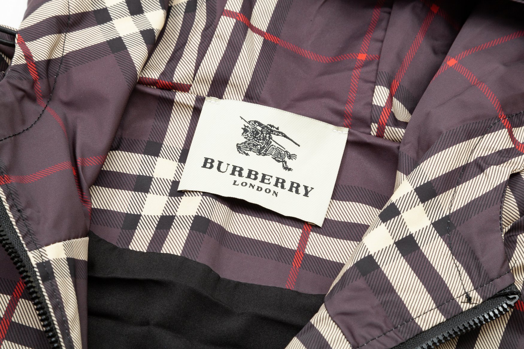 【BURBERRY】バーバリー  ジャケット着ご好評に付き再入荷！240926
