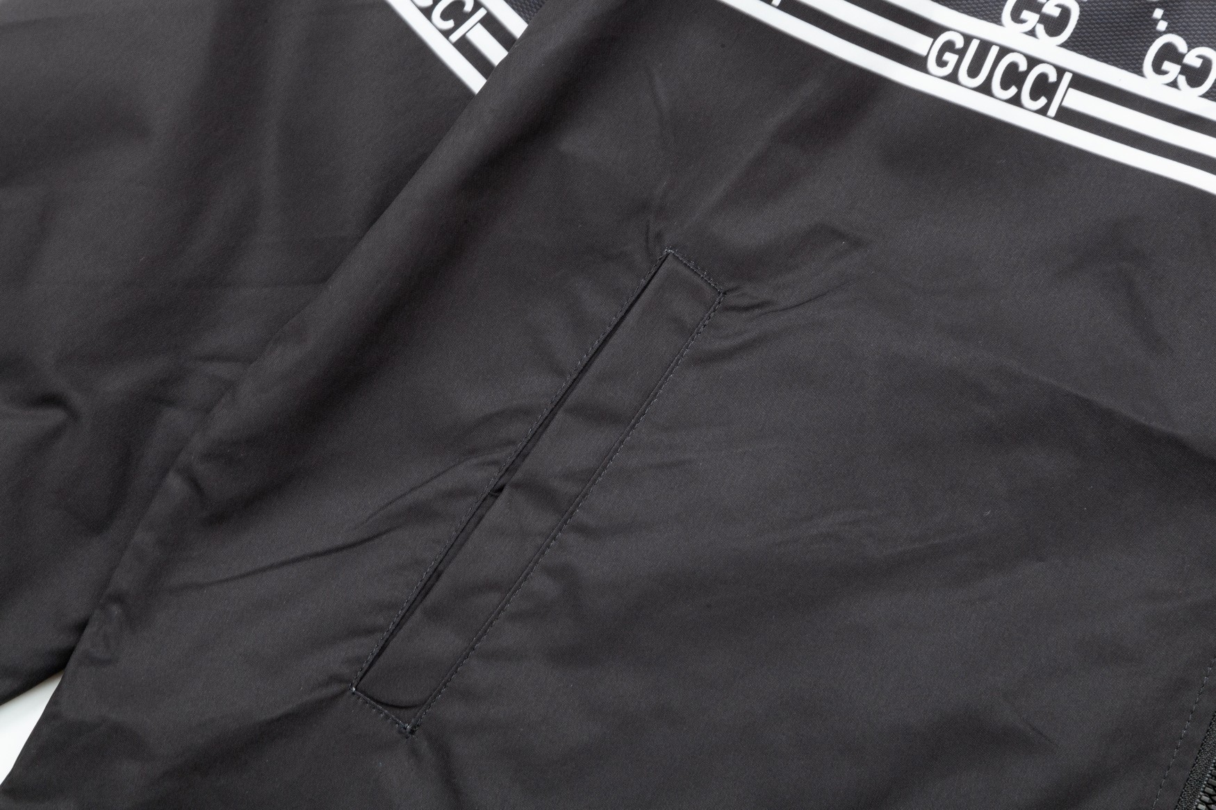 【GUCCI】グッチ   ジャケット着ご好評に付き再入荷！240926