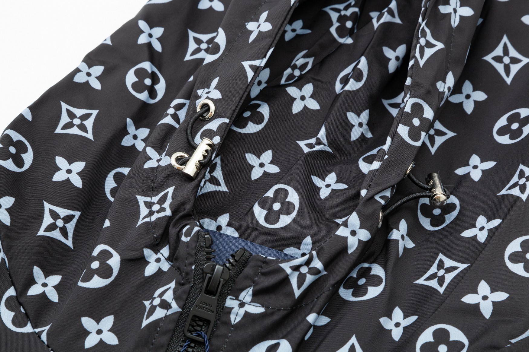 【LOUIS VUITTON】ルイヴィトン   ジャケット着ご好評に付き再入荷！240926