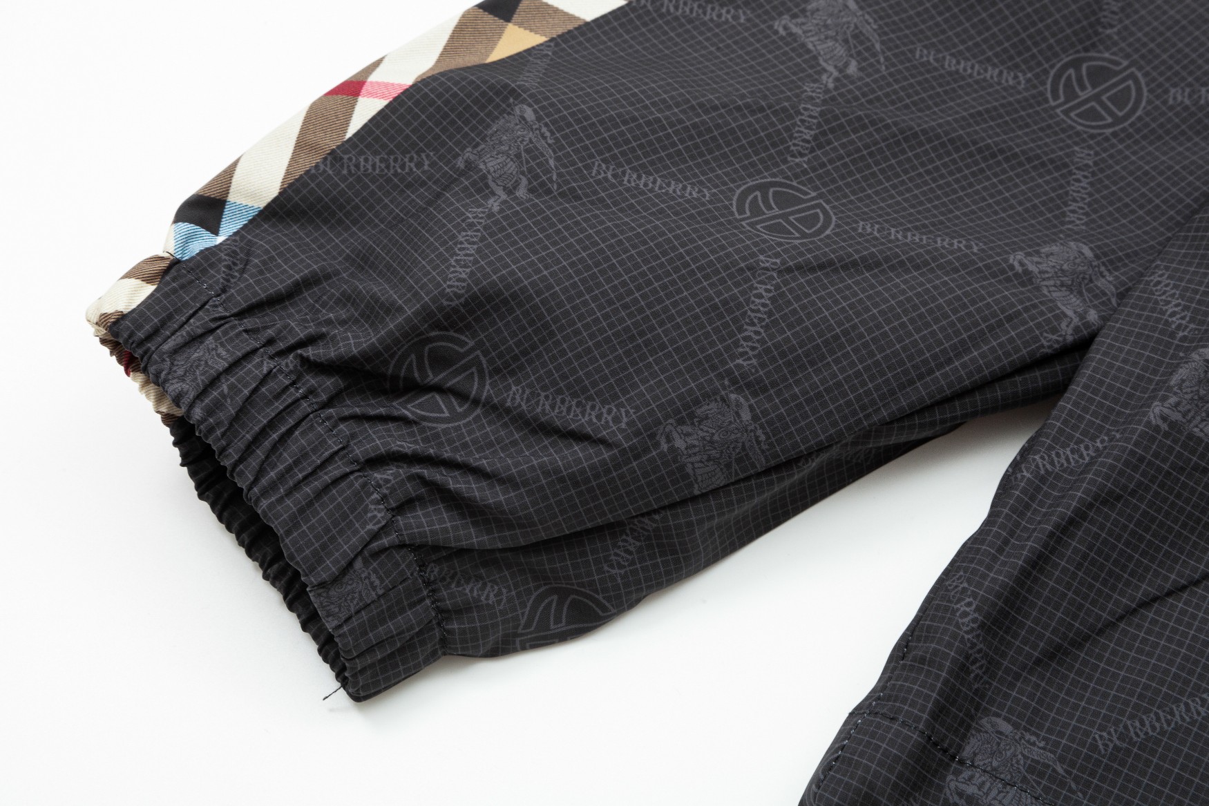 【BURBERRY】バーバリー  ジャケット着ご好評に付き再入荷！240926