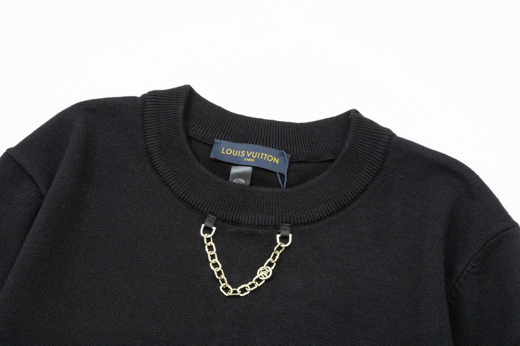 【LOUIS VUITTON 公式旗艦店】ルイヴィトン  セーター好評に付き再入荷！ 240927