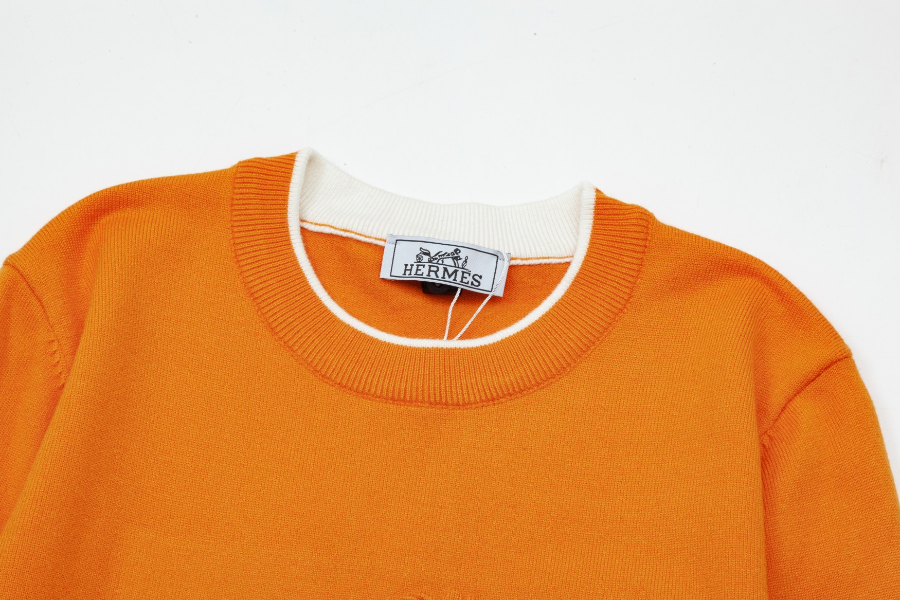 【Hermès  公式旗艦店】エルメス  セーター好評に付き再入荷！ 241030