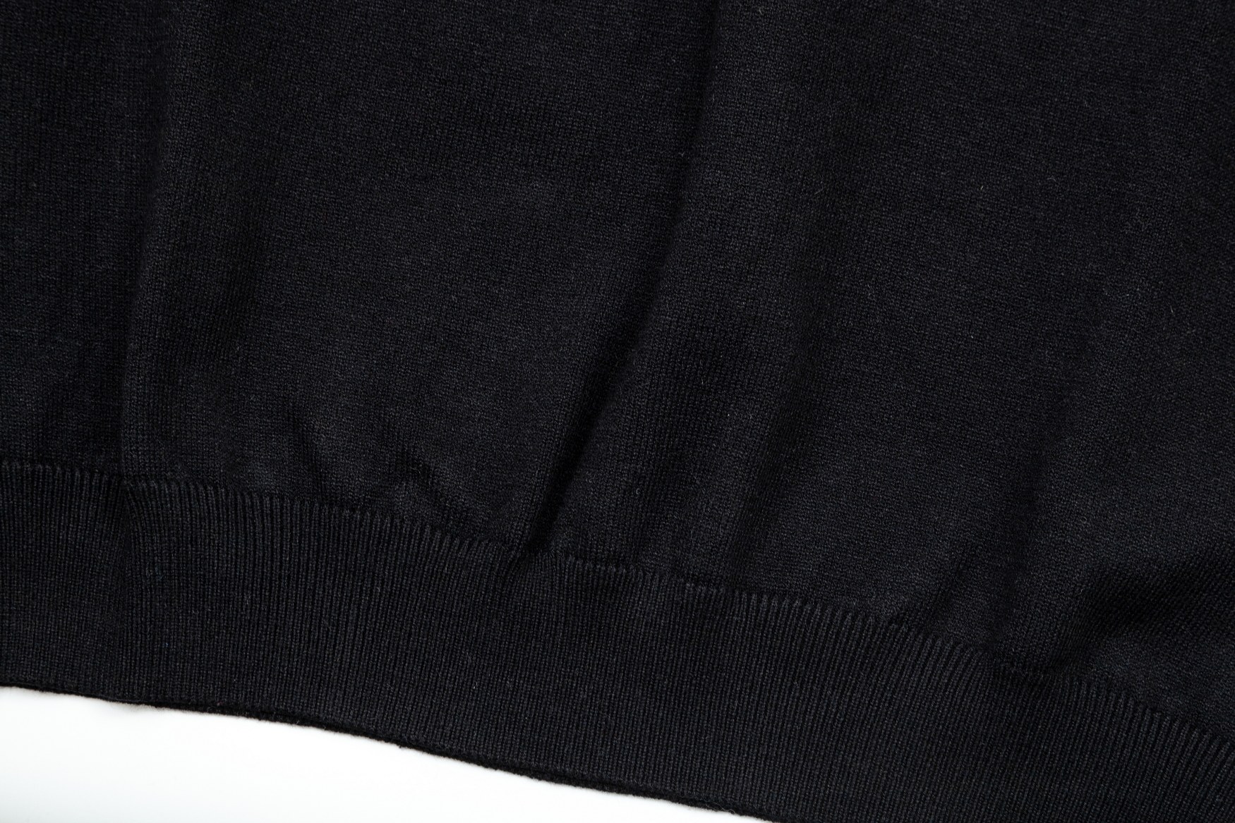 【FENDI 公式旗艦店】フェンディ   セーター好評に付き再入荷！ 240929