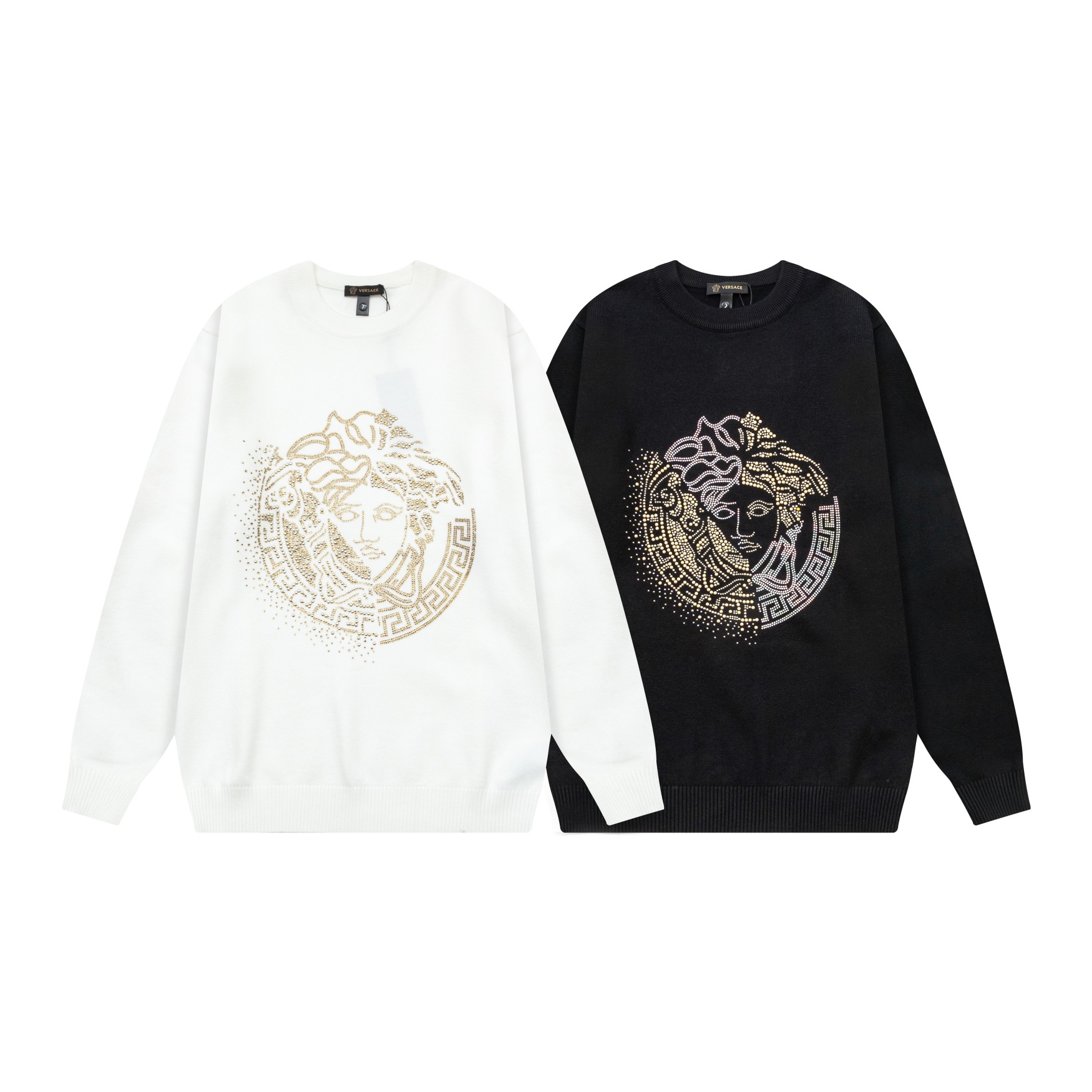 【VERSACE  公式旗艦店】ヴェルサーチ  セーター好評に付き再入荷！ 240930