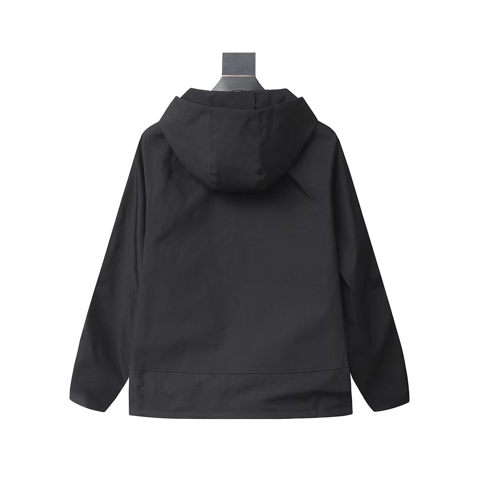 【PRADA  公式旗艦店】 プラダ  ジャケット着 ご好評に付き再入荷！241024