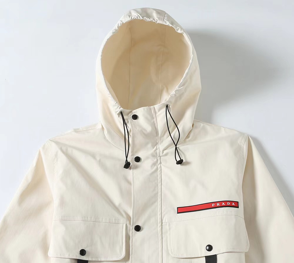 【PRADA  公式旗艦店】 プラダ  ジャケット着 ご好評に付き再入荷！241024