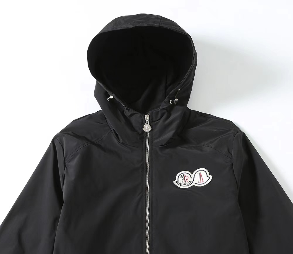 【MONCLER 公式旗艦店】 モンクレール  ジャケット着 ご好評に付き再入荷！241023