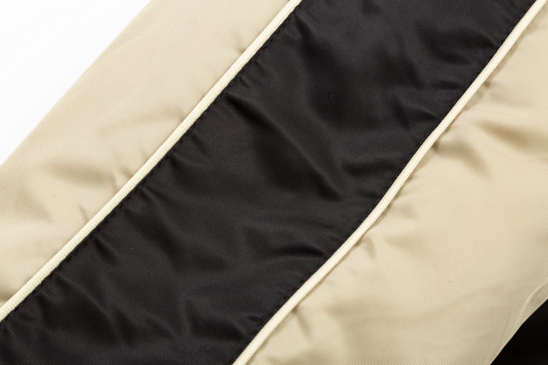 【CELINE  公式旗艦店】セリーヌ  ジャケット着 ご好評に付き再入荷！241021