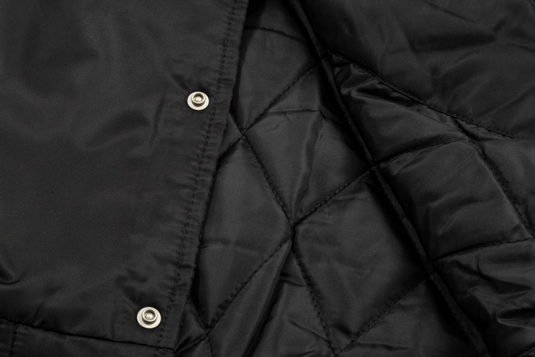 【CELINE  公式旗艦店】セリーヌ  ジャケット着 ご好評に付き再入荷！241021