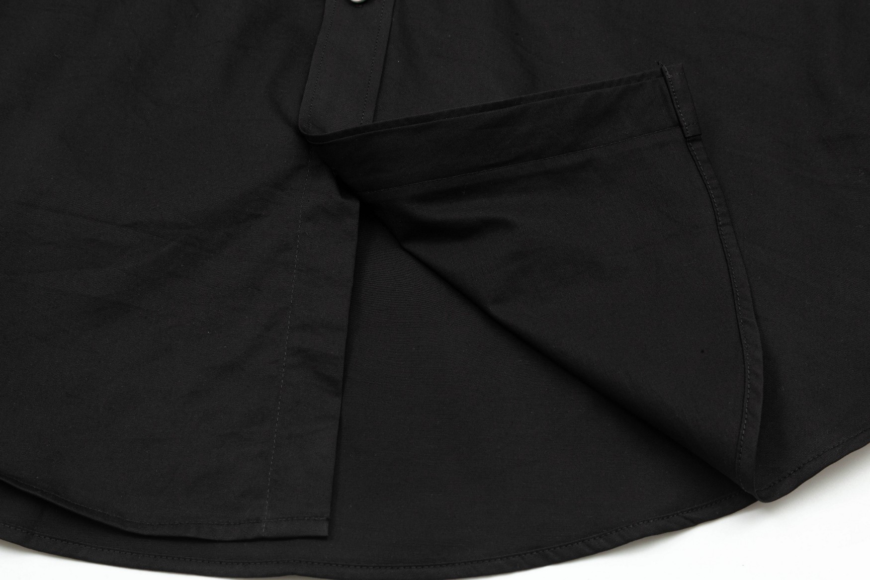 【LOUIS VUITTON 公式旗艦店】ルイヴィトン  シャツ  ご好評に付き再入荷 241119