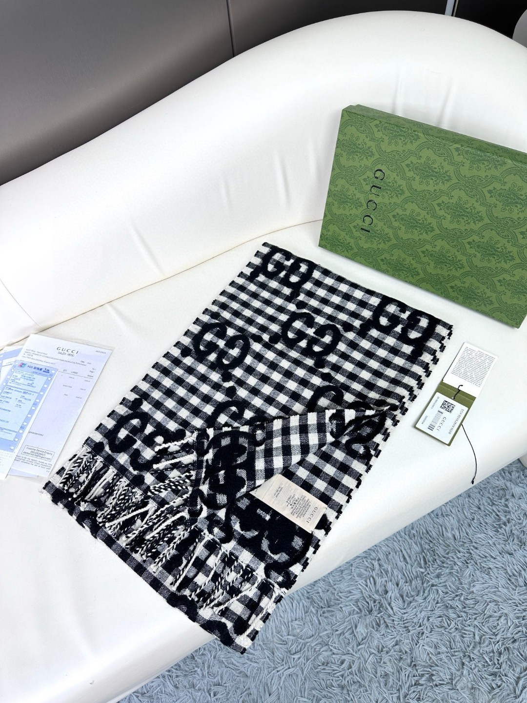 【GUCCI グッチ】スカーフ35*220CM  241108
