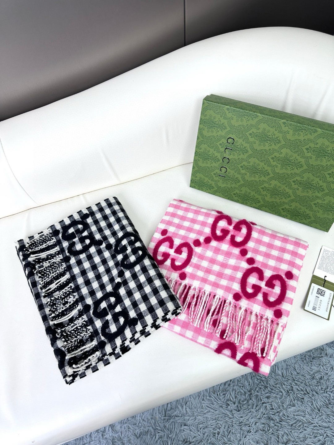 【GUCCI グッチ】スカーフ35*220CM  241108