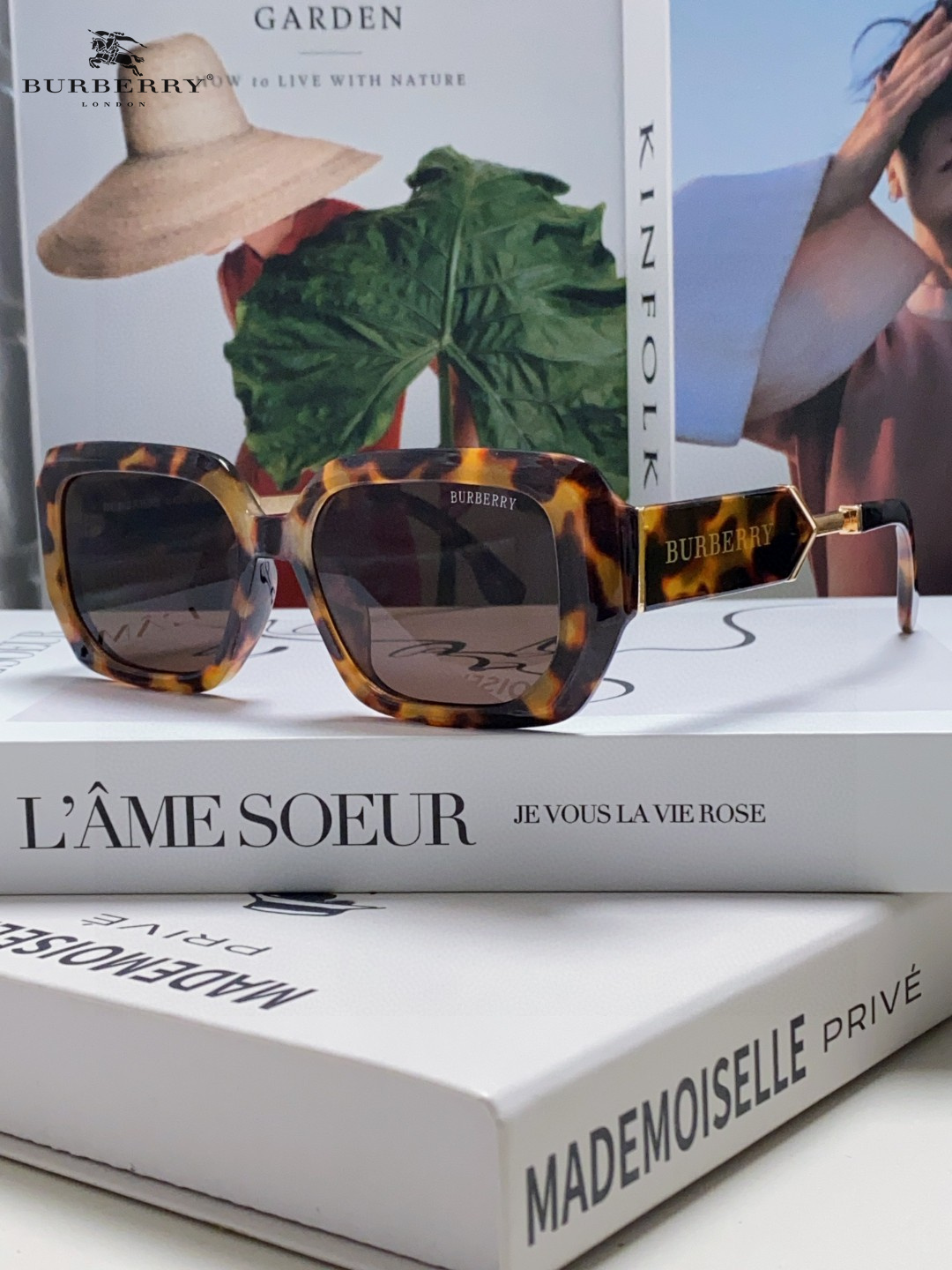 BURBERRY(バーバリー) サングラス  241014