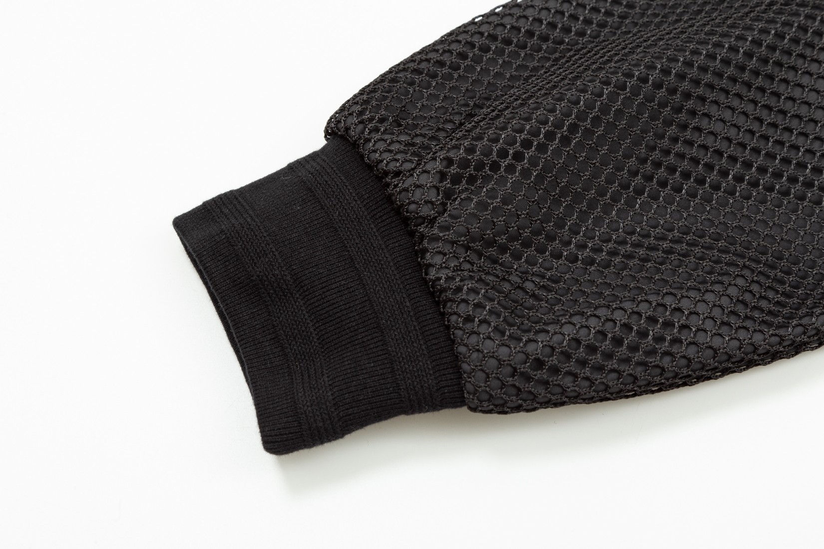 【DIOR  公式旗艦店】ディオール  ジャケット着 ご好評に付き再入荷！241023