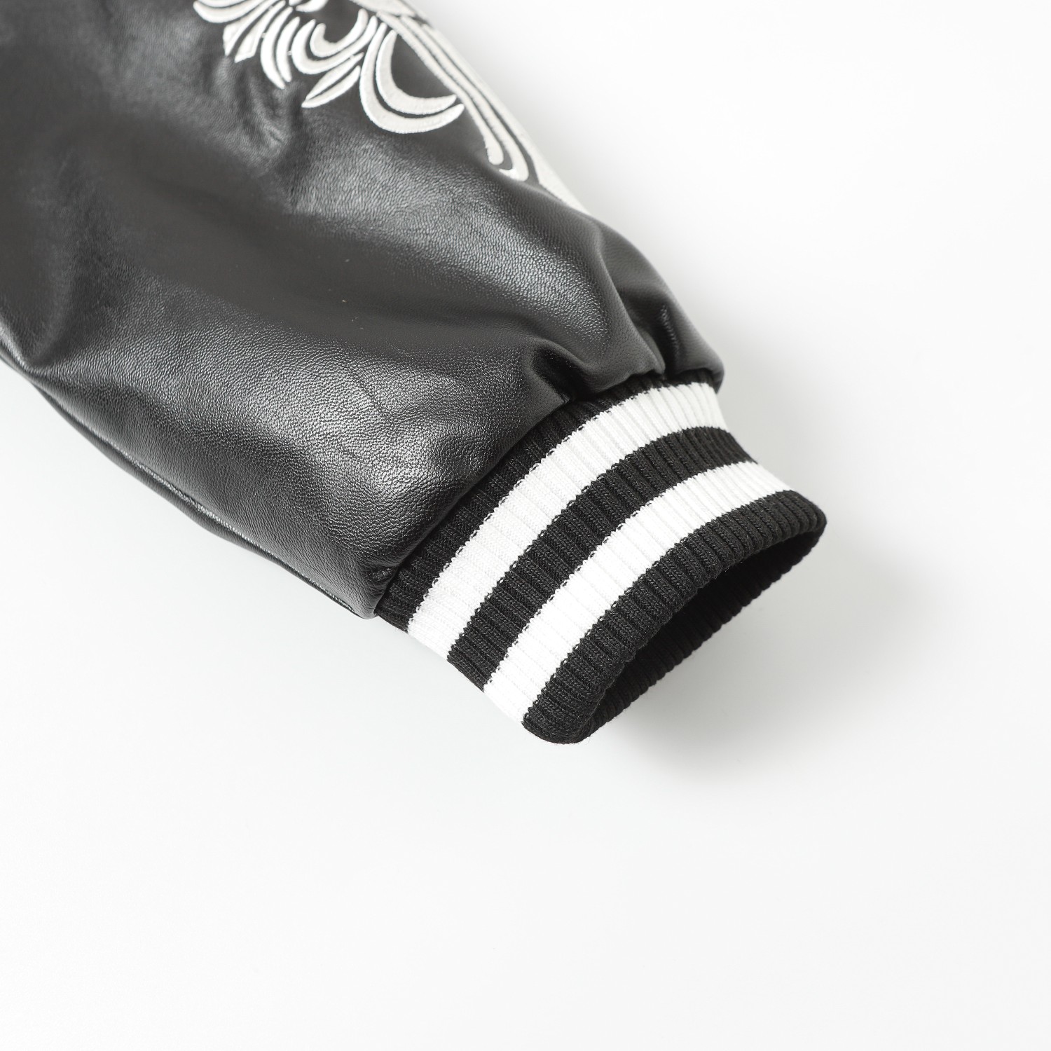 【CHROME HEARTS】クロムハーツ  野球着  ジャケット着ご好評に付き再入荷！240924