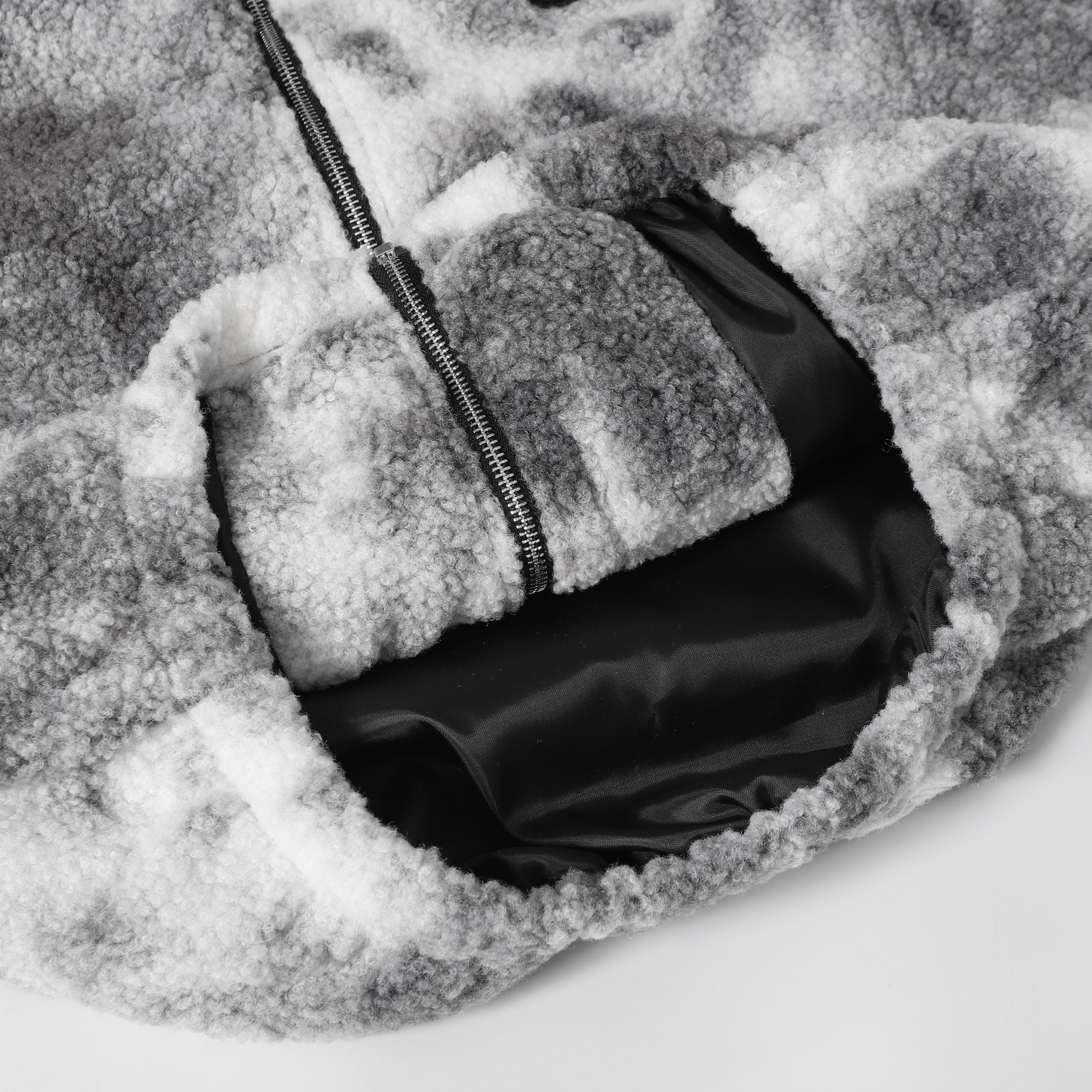 【CHROME HEARTS】クロムハーツ    ジャケット着ご好評に付き再入荷！241023