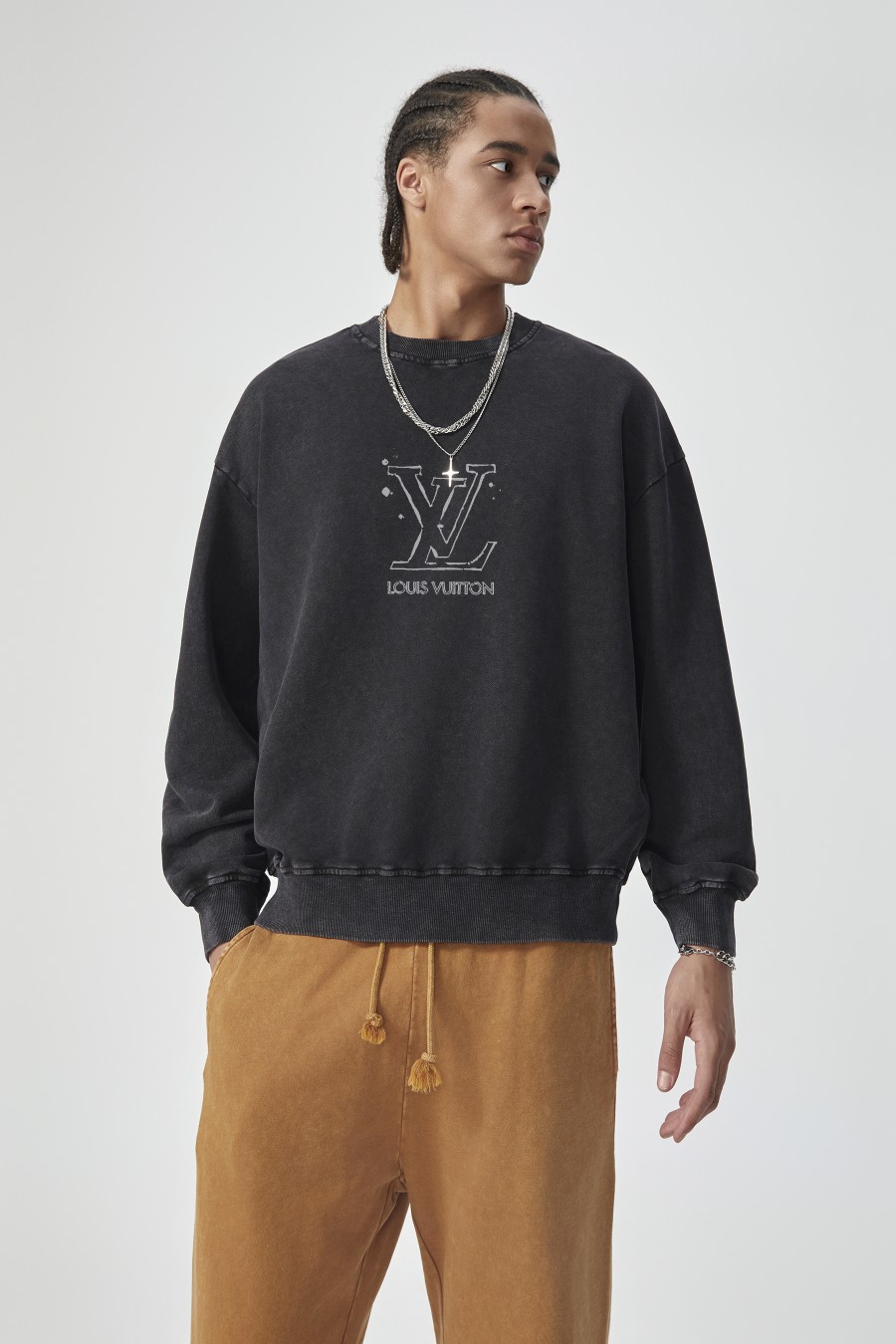 LV【LOUIS VUITTON  公式旗艦店】ルイヴィトン 丸首の衛衣 スウェットご好評に付き再入荷！ 241121