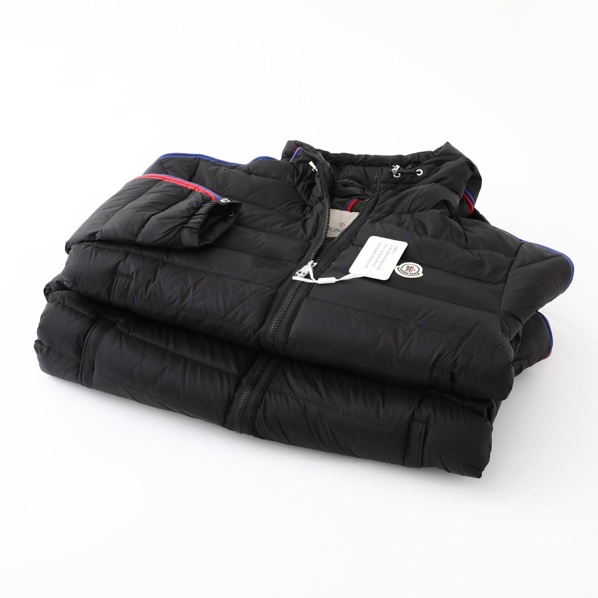 【MONCLER 公式旗艦店】モンクレール  ダウンジャケット好評に付き再入荷！ 241026