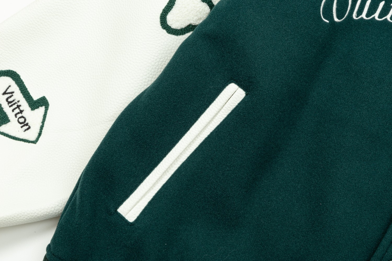 【LOUIS VUITTON  公式旗艦店】ルイヴィトン  ジャケット着 好評に付き再入荷！241028