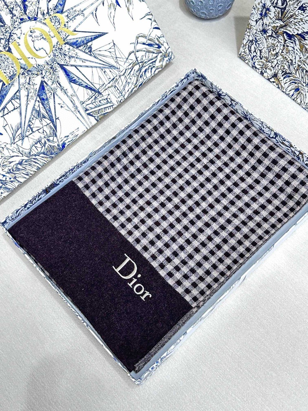 【DIOR  ディオール 】スカーフ32*180cm  241108