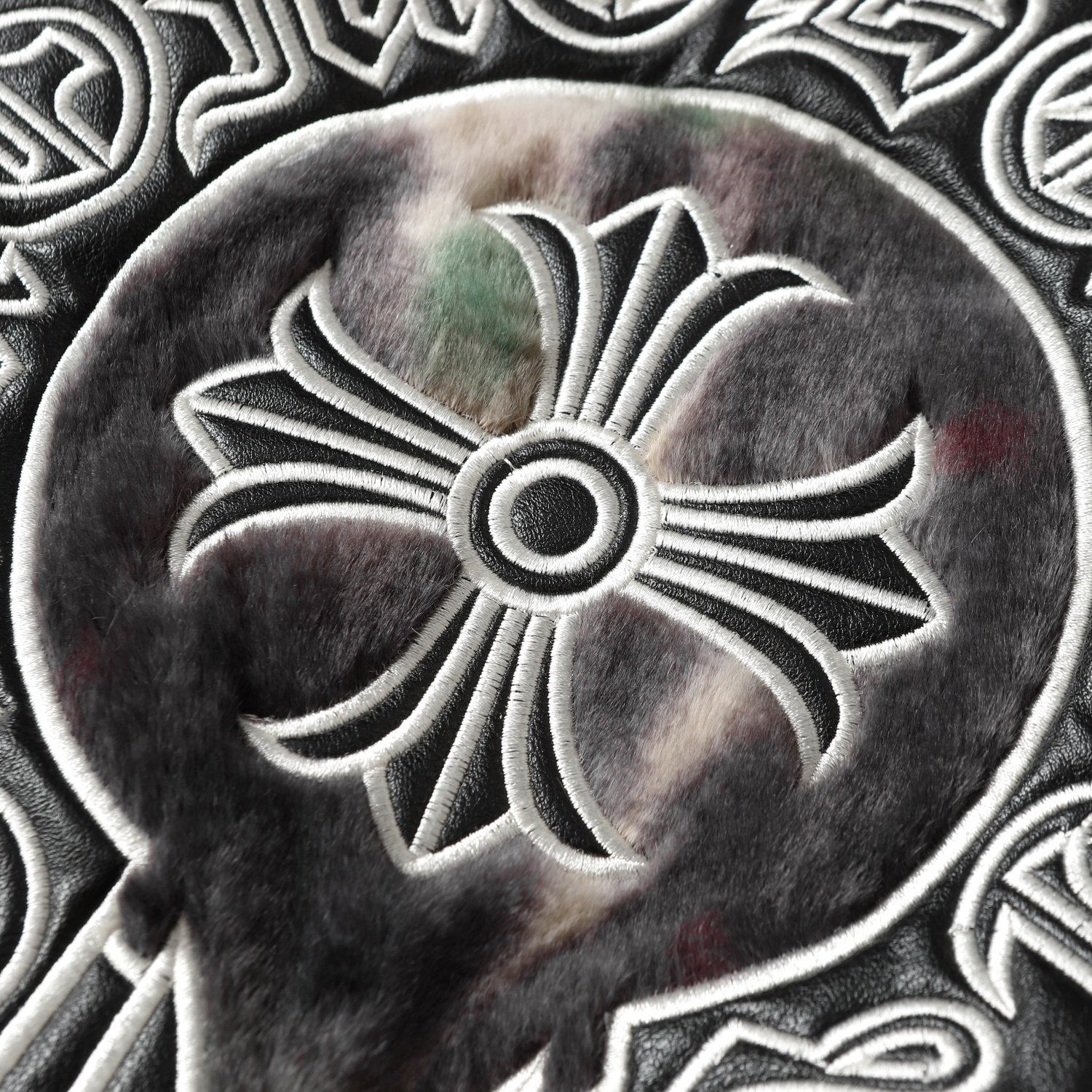 【CHROME HEARTS】クロムハーツ    ジャケット着ご好評に付き再入荷！241023