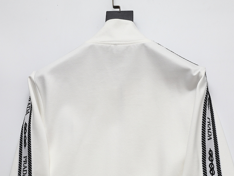 【Prada】( プラダ ) 男女兼用、ご好評に付き再入荷！