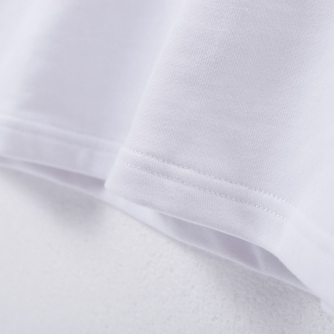 【2024】LV スウェット 【Louis Vuitton旗艦店】男女兼用 ご好評に付き再入荷！！