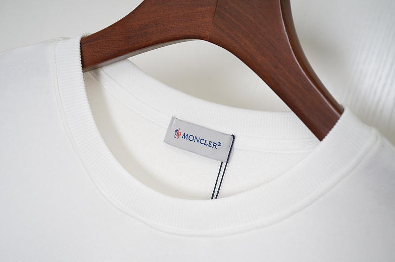 【MONCLER】モンクレール スウェットシャツ 男女兼用、ご好評に付き再入荷！