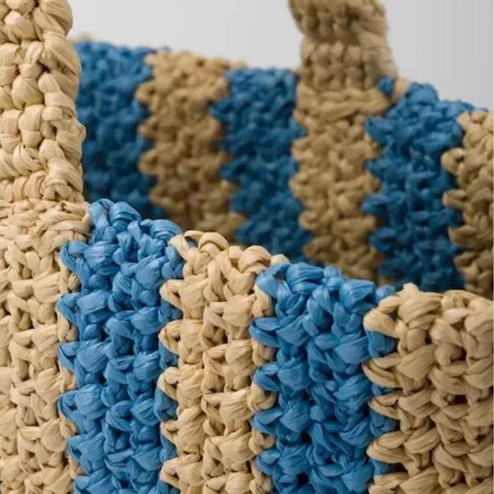 【2024】【PRADA】パリ限定！長澤まさみさん着用！夏らしいムードの大人気のラフィアトートバッグ！！