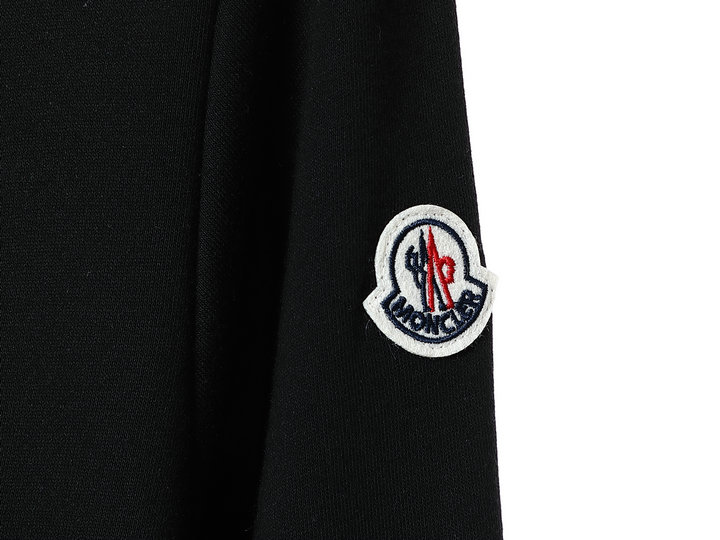 【MONCLER】モンクレール スウェットシャツ 男女兼用【即日出荷】