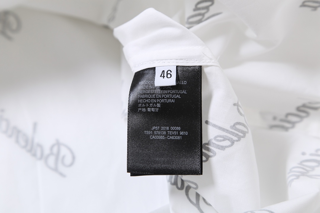 【BALENCIAGA  公式旗艦店】バレンシアガ 半袖シャツご好評に付き再入荷！