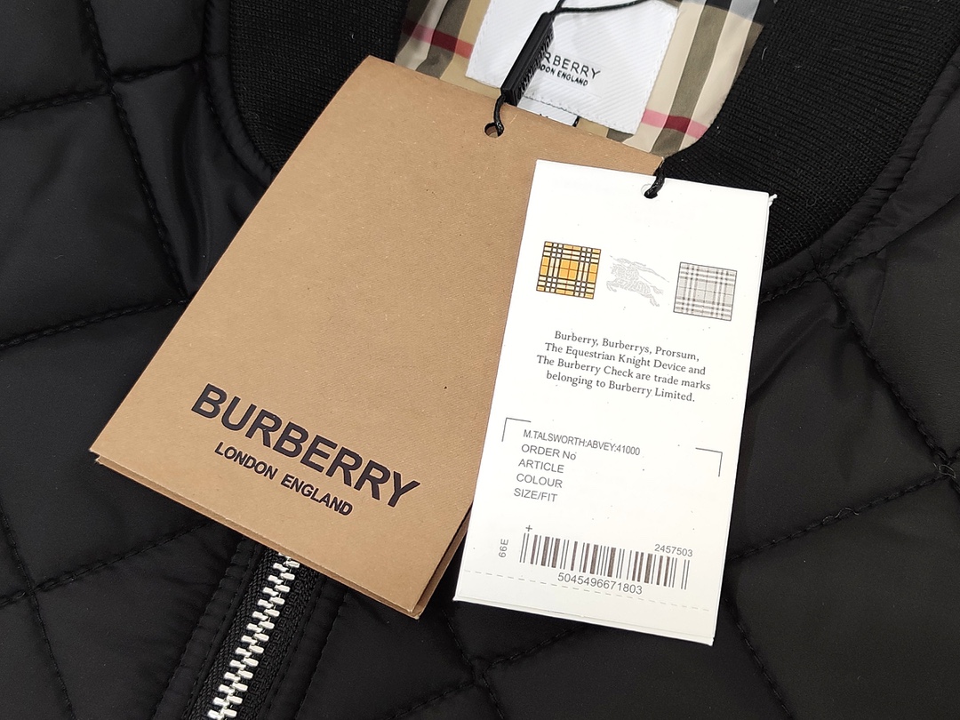 【BURBERRY  公式旗艦店】バーバリー   ジャケット着 好評に付き再入荷！241112